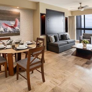 Deluxe Suite Sea View